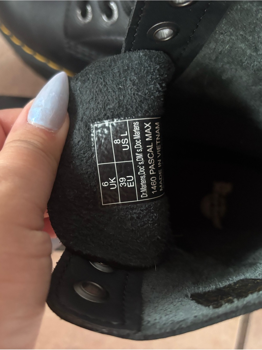 Doc Marten’s - Picture 5 of 5